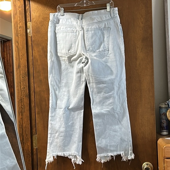 FREE PEOPLE JEANS MAGGIE MID-RISE DISTRESSED RAW HEM BUTTON FLY LIGHT BLUE SZ 30 - Picture 5 of 13